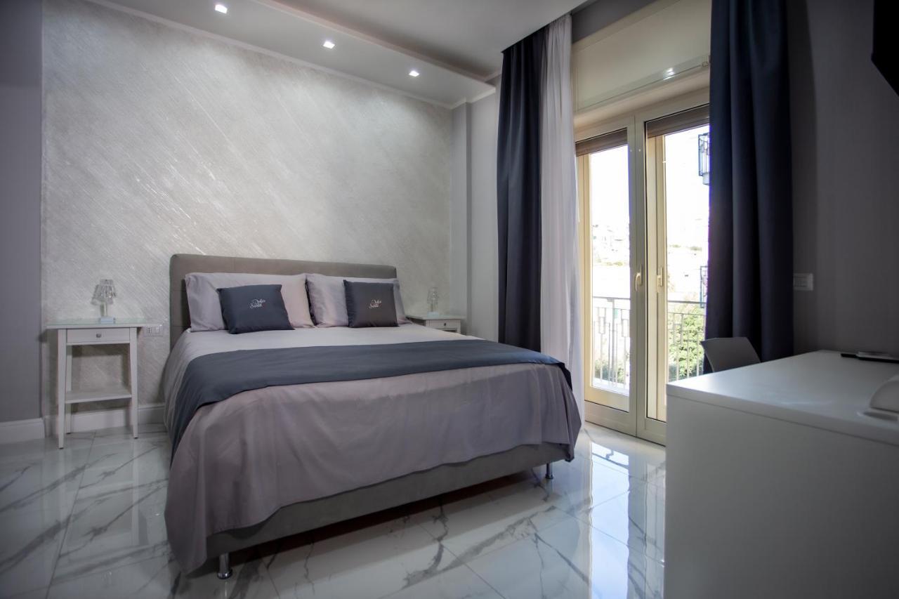 Lady Mary'S Luxury Suites Napoli Eksteriør billede